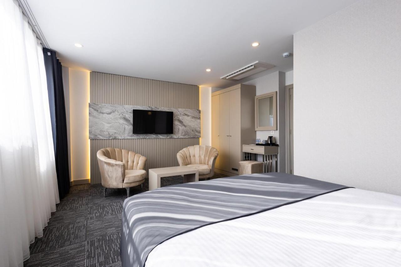 Moss Hotel Yenikapi อิสตันบูล ภายนอก รูปภาพ